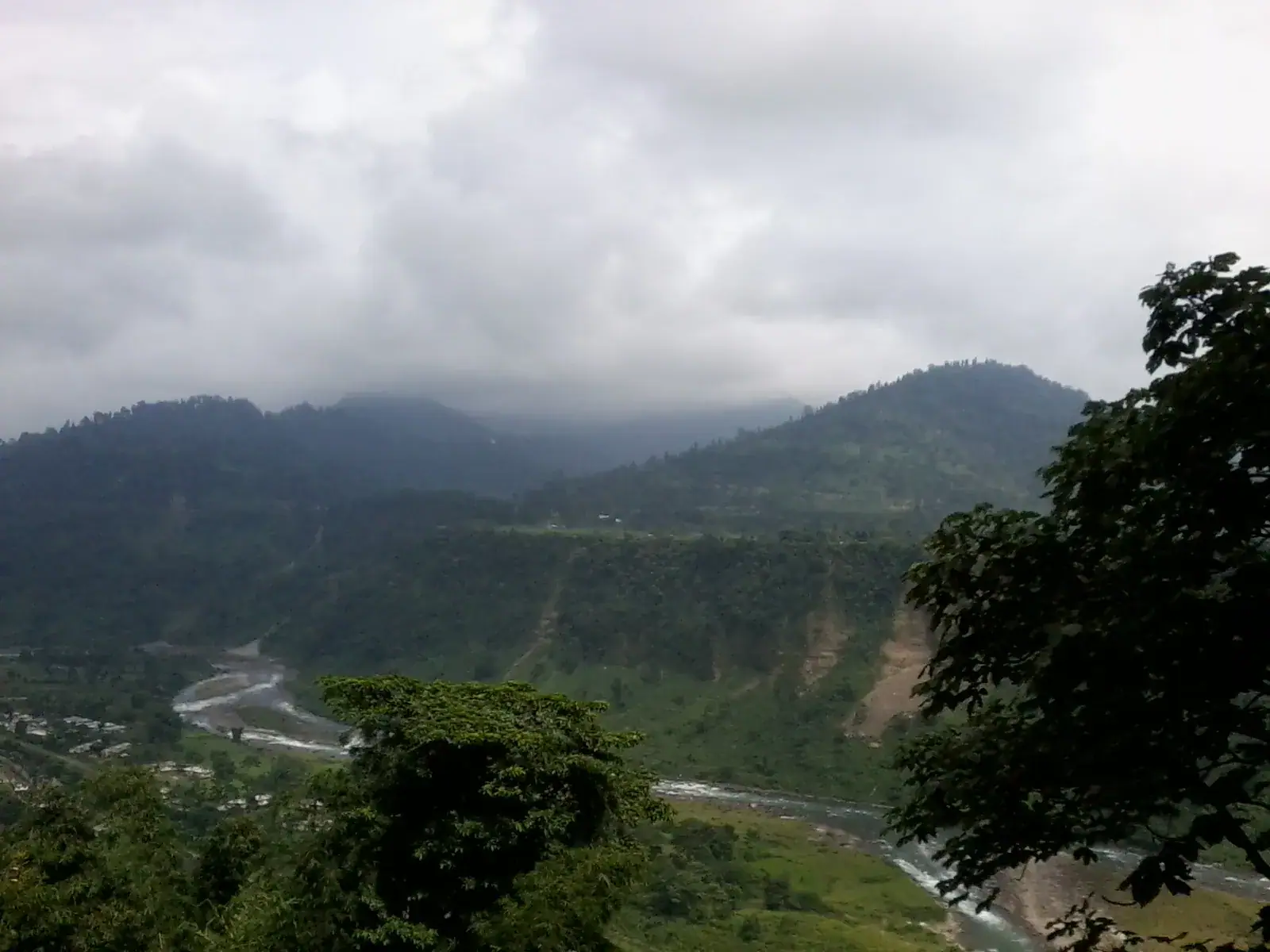 Jhalong — photograph 3